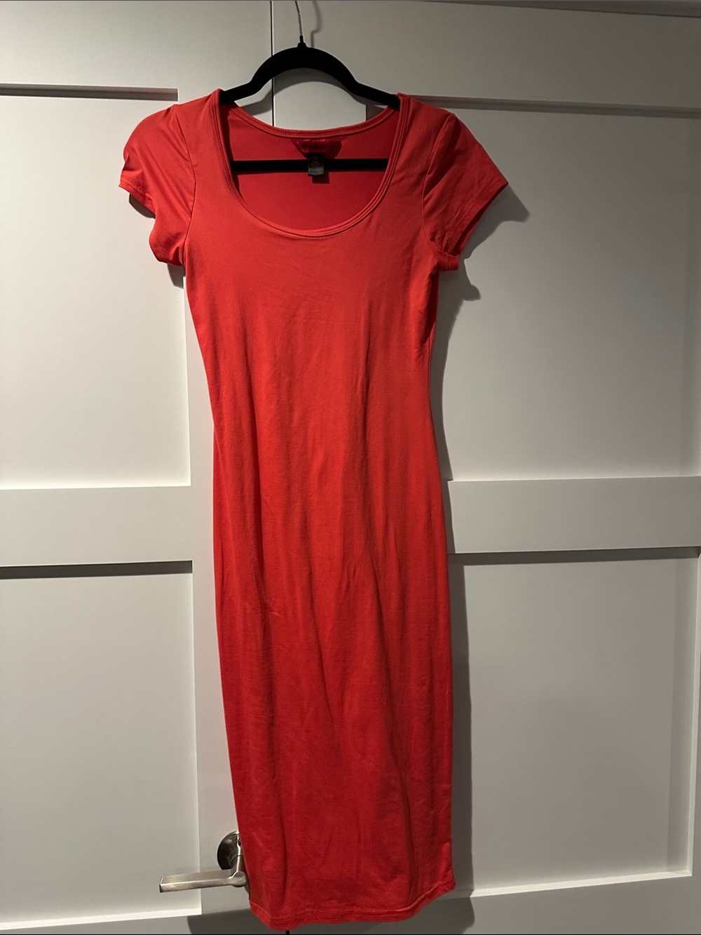 Hot Kiss Coral Red Scoop Neck Midi Dress